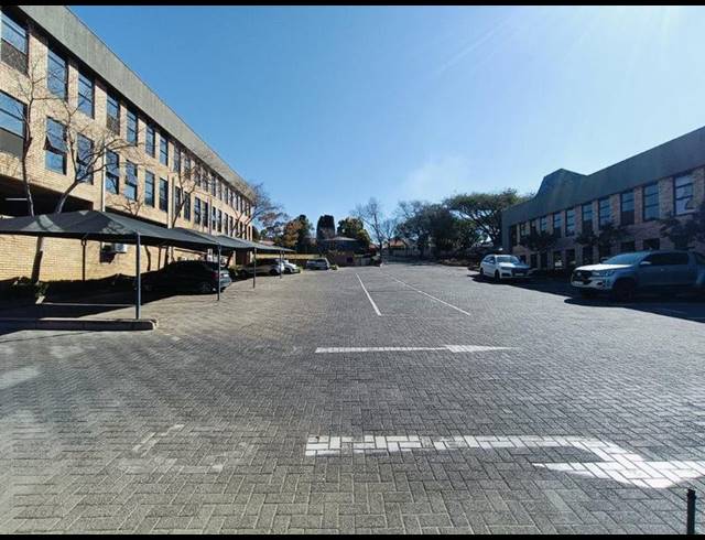 BUSINESS PROPERTY TO RENT IN HURLINGHAM